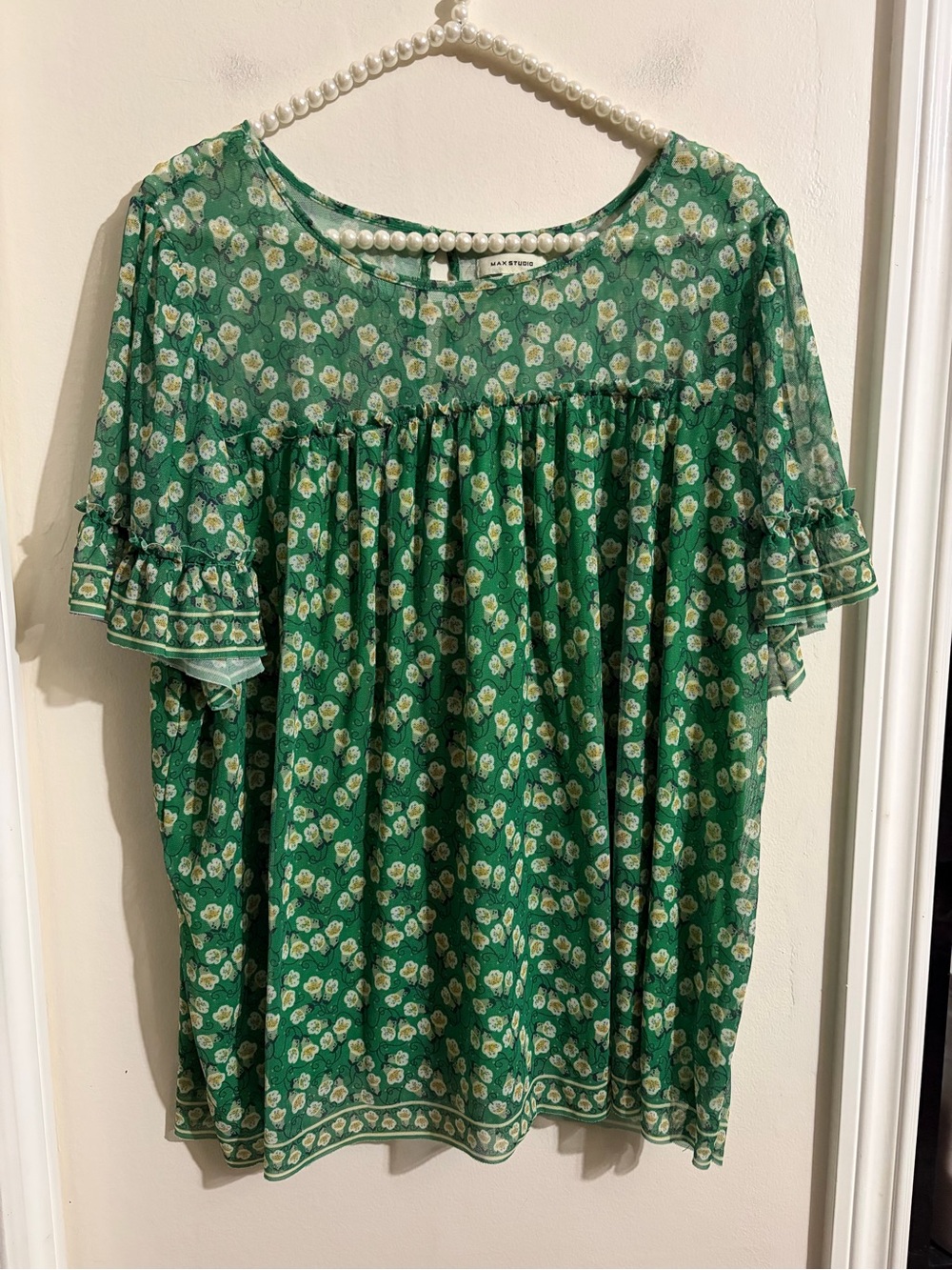 Max Studio Green Floral Ruffle Sleeve Blouse